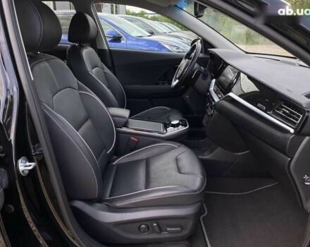 Кіа Niro, об'ємом двигуна 0 л та пробігом 56 тис. км за 22900 $, фото 4 на Automoto.ua