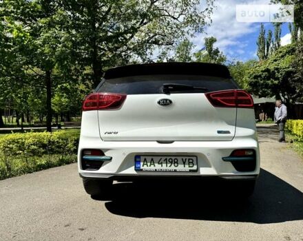 Киа Niro, объемом двигателя 0 л и пробегом 40 тыс. км за 19500 $, фото 2 на Automoto.ua