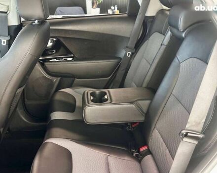 Киа Niro, объемом двигателя 0 л и пробегом 119 тыс. км за 18700 $, фото 15 на Automoto.ua