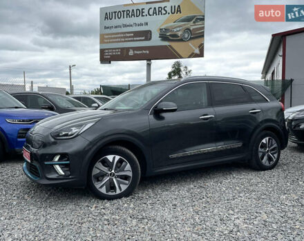 Киа Niro, объемом двигателя 0 л и пробегом 105 тыс. км за 20350 $, фото 2 на Automoto.ua