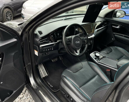 Киа Niro, объемом двигателя 0 л и пробегом 105 тыс. км за 20350 $, фото 34 на Automoto.ua