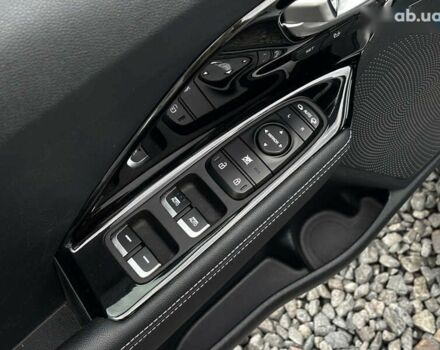 Киа Niro, объемом двигателя 0 л и пробегом 48 тыс. км за 24350 $, фото 20 на Automoto.ua