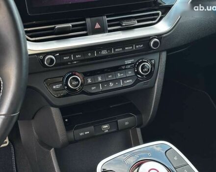 Киа Niro, объемом двигателя 0 л и пробегом 72 тыс. км за 23600 $, фото 26 на Automoto.ua