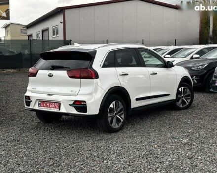 Киа Niro, объемом двигателя 0 л и пробегом 48 тыс. км за 24350 $, фото 11 на Automoto.ua