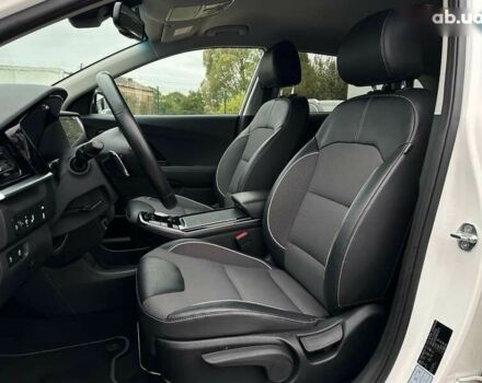 Киа Niro, объемом двигателя 0 л и пробегом 56 тыс. км за 23400 $, фото 28 на Automoto.ua
