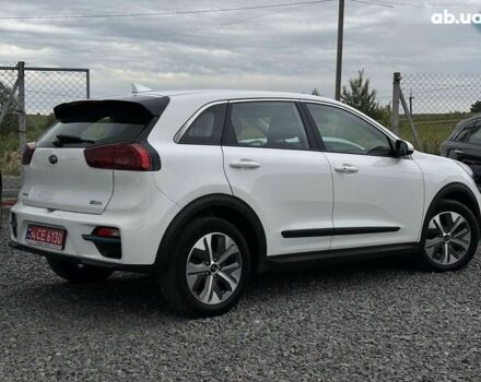 Киа Niro, объемом двигателя 0 л и пробегом 98 тыс. км за 19550 $, фото 28 на Automoto.ua