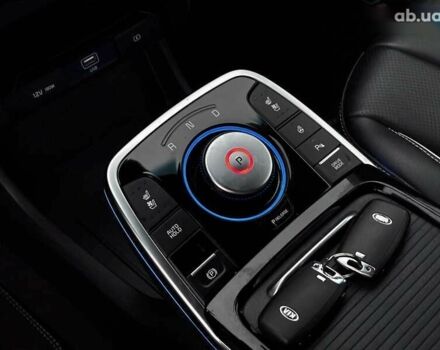 Киа Niro, объемом двигателя 0 л и пробегом 104 тыс. км за 20800 $, фото 22 на Automoto.ua