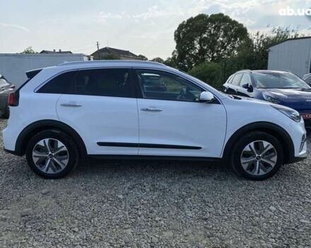 Кіа Niro, об'ємом двигуна 0 л та пробігом 47 тис. км за 23900 $, фото 28 на Automoto.ua