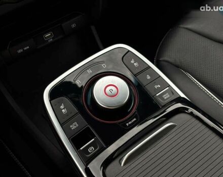 Киа Niro, объемом двигателя 0 л и пробегом 48 тыс. км за 24350 $, фото 27 на Automoto.ua