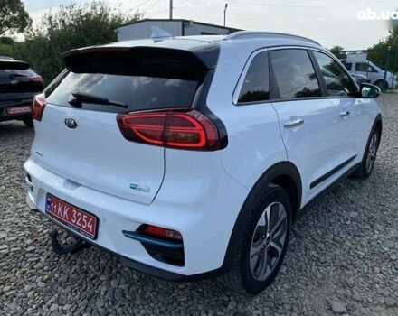 Кіа Niro, об'ємом двигуна 0 л та пробігом 47 тис. км за 23900 $, фото 27 на Automoto.ua