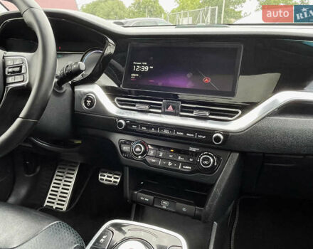 Киа Niro, объемом двигателя 0 л и пробегом 105 тыс. км за 20350 $, фото 21 на Automoto.ua