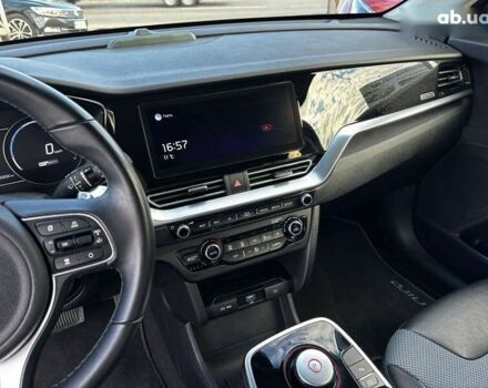 Киа Niro, объемом двигателя 0 л и пробегом 50 тыс. км за 21000 $, фото 20 на Automoto.ua