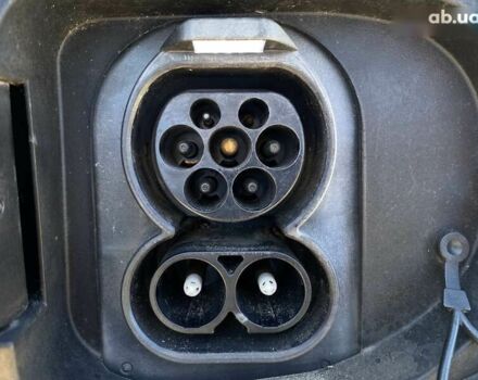 Кіа Niro, об'ємом двигуна 0 л та пробігом 105 тис. км за 21500 $, фото 17 на Automoto.ua