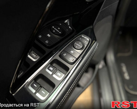 Киа Niro, объемом двигателя 0.15 л и пробегом 136 тыс. км за 18900 $, фото 5 на Automoto.ua