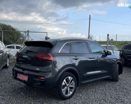 Киа Niro, объемом двигателя 0 л и пробегом 88 тыс. км за 22250 $, фото 2 на Automoto.ua