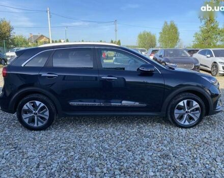 Кіа Niro, об'ємом двигуна 0 л та пробігом 123 тис. км за 20600 $, фото 19 на Automoto.ua