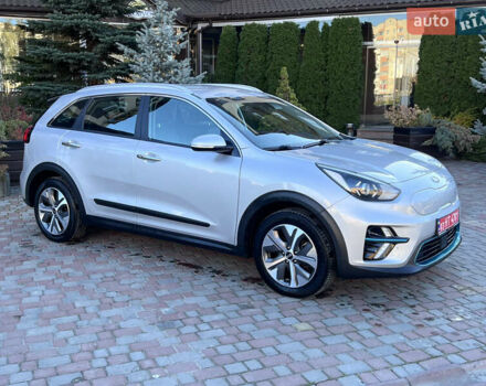 Киа Niro, объемом двигателя 0 л и пробегом 89 тыс. км за 18500 $, фото 3 на Automoto.ua