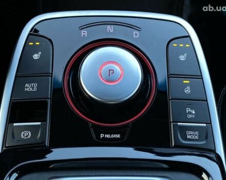 Киа Niro, объемом двигателя 0 л и пробегом 111 тыс. км за 20300 $, фото 3 на Automoto.ua