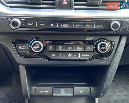 Киа Niro, объемом двигателя 0 л и пробегом 89 тыс. км за 18500 $, фото 35 на Automoto.ua