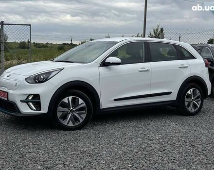 Киа Niro, объемом двигателя 0 л и пробегом 98 тыс. км за 19550 $, фото 1 на Automoto.ua