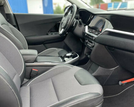 Киа Niro, объемом двигателя 0 л и пробегом 88 тыс. км за 18700 $, фото 12 на Automoto.ua