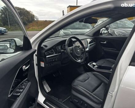 Киа Niro, объемом двигателя 0 л и пробегом 48 тыс. км за 24350 $, фото 15 на Automoto.ua