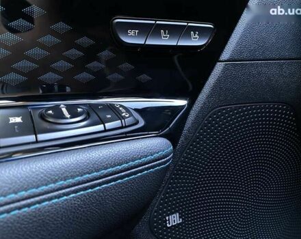 Кіа Niro, об'ємом двигуна 0 л та пробігом 64 тис. км за 23900 $, фото 6 на Automoto.ua