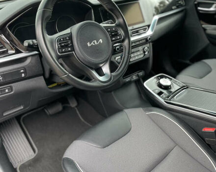 Киа Niro, объемом двигателя 0 л и пробегом 88 тыс. км за 18700 $, фото 7 на Automoto.ua