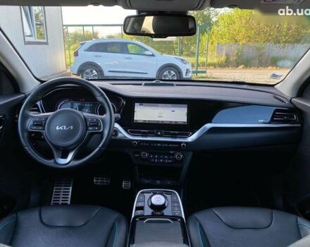 Киа Niro, объемом двигателя 0 л и пробегом 123 тыс. км за 20600 $, фото 3 на Automoto.ua