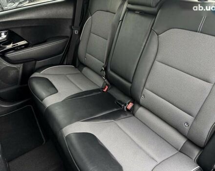 Киа Niro, объемом двигателя 0 л и пробегом 44 тыс. км за 23200 $, фото 26 на Automoto.ua
