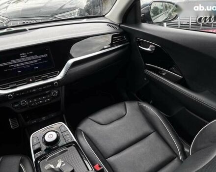 Киа Niro, объемом двигателя 0 л и пробегом 64 тыс. км за 22100 $, фото 23 на Automoto.ua