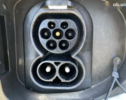 Киа Niro, объемом двигателя 0 л и пробегом 101 тыс. км за 21900 $, фото 20 на Automoto.ua