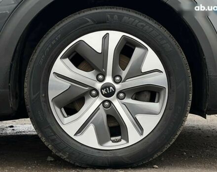 Кіа Niro, об'ємом двигуна 0 л та пробігом 107 тис. км за 19454 $, фото 22 на Automoto.ua