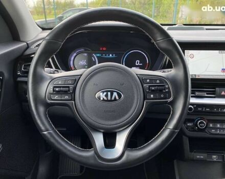 Киа Niro, объемом двигателя 0 л и пробегом 96 тыс. км за 20600 $, фото 27 на Automoto.ua