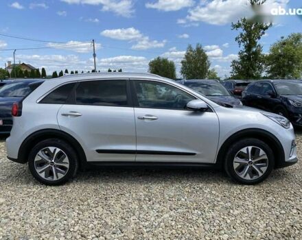 Киа Niro, объемом двигателя 0 л и пробегом 135 тыс. км за 20900 $, фото 25 на Automoto.ua
