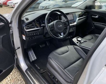 Киа Niro, объемом двигателя 0 л и пробегом 135 тыс. км за 20900 $, фото 9 на Automoto.ua