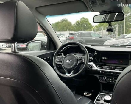 Киа Niro, объемом двигателя 0 л и пробегом 105 тыс. км за 20500 $, фото 27 на Automoto.ua