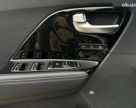 Киа Niro, объемом двигателя 0 л и пробегом 54 тыс. км за 24700 $, фото 9 на Automoto.ua