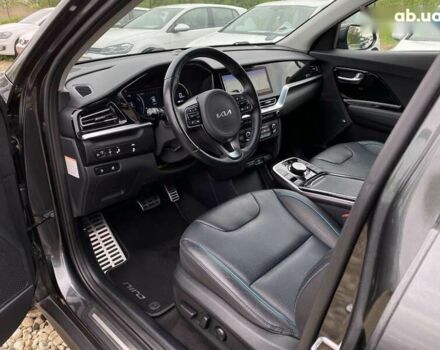 Киа Niro, объемом двигателя 0 л и пробегом 86 тыс. км за 22500 $, фото 2 на Automoto.ua
