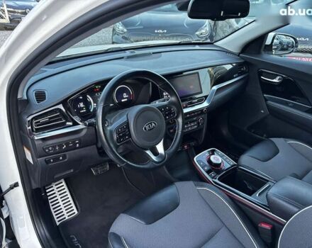 Киа Niro, объемом двигателя 0 л и пробегом 51 тыс. км за 24999 $, фото 18 на Automoto.ua