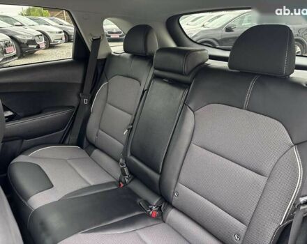 Киа Niro, объемом двигателя 0 л и пробегом 40 тыс. км за 23100 $, фото 24 на Automoto.ua