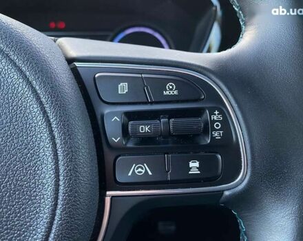 Киа Niro, объемом двигателя 0 л и пробегом 123 тыс. км за 20600 $, фото 8 на Automoto.ua