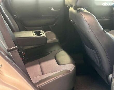 Киа Niro, объемом двигателя 0 л и пробегом 119 тыс. км за 18700 $, фото 17 на Automoto.ua