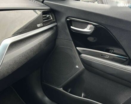 Киа Niro, объемом двигателя 0 л и пробегом 88 тыс. км за 21800 $, фото 19 на Automoto.ua