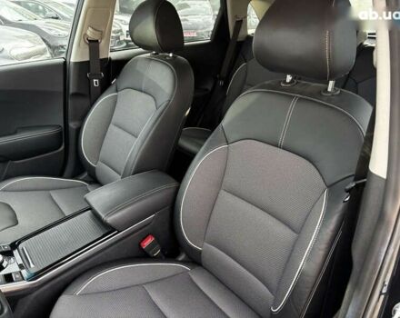 Киа Niro, объемом двигателя 0 л и пробегом 46 тыс. км за 23050 $, фото 19 на Automoto.ua