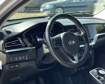 Киа Niro, объемом двигателя 0 л и пробегом 51 тыс. км за 20214 $, фото 24 на Automoto.ua