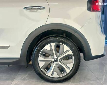 Киа Niro, объемом двигателя 0 л и пробегом 119 тыс. км за 18700 $, фото 6 на Automoto.ua