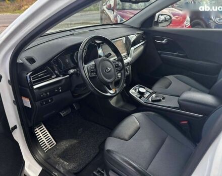 Киа Niro, объемом двигателя 0 л и пробегом 53 тыс. км за 19999 $, фото 13 на Automoto.ua