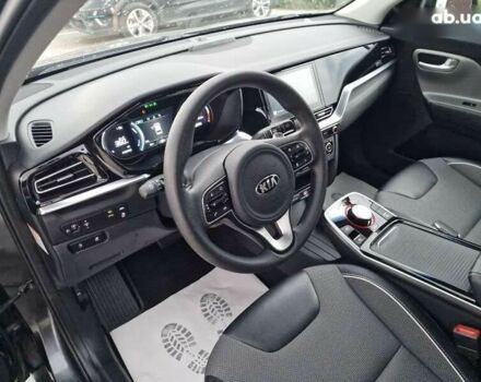 Киа Niro, объемом двигателя 0 л и пробегом 97 тыс. км за 19100 $, фото 20 на Automoto.ua