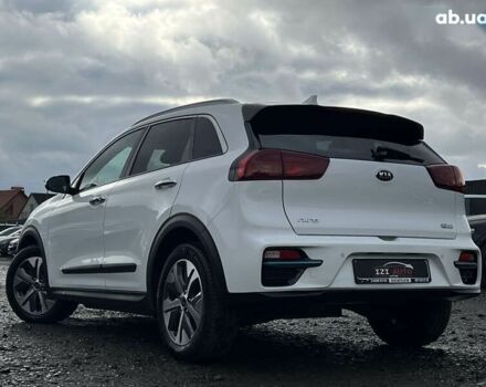 Киа Niro, объемом двигателя 0 л и пробегом 54 тыс. км за 21193 $, фото 5 на Automoto.ua
